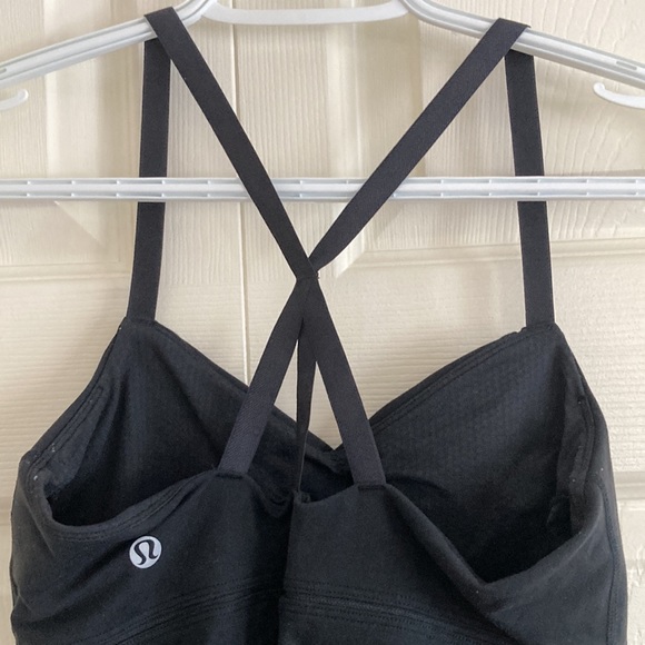 Lululemon tank top with flowy bottom - Picture 4 of 4